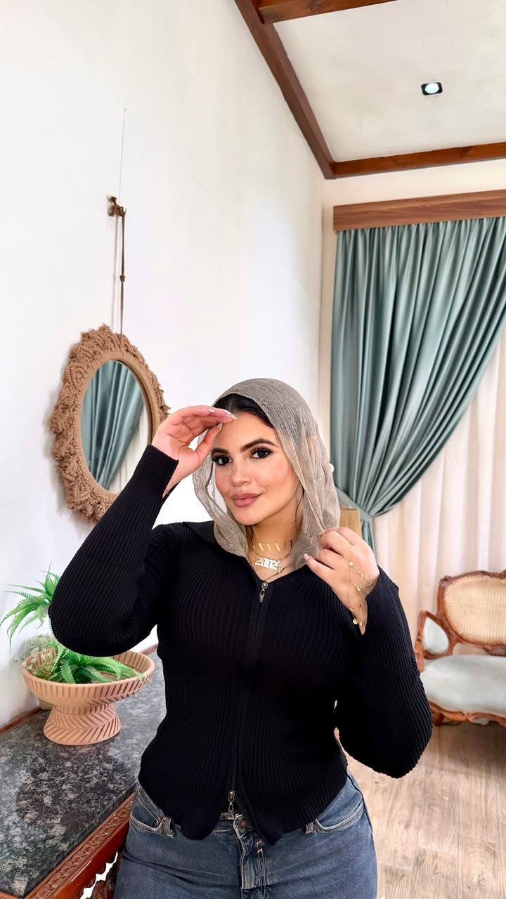 2 Zipper top
