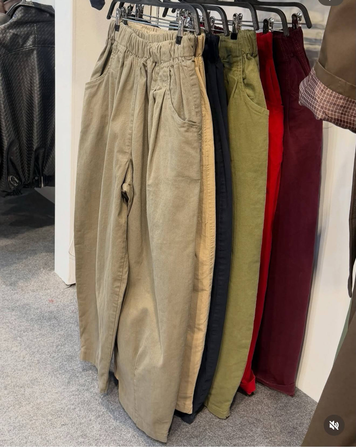 Classic ballon pants