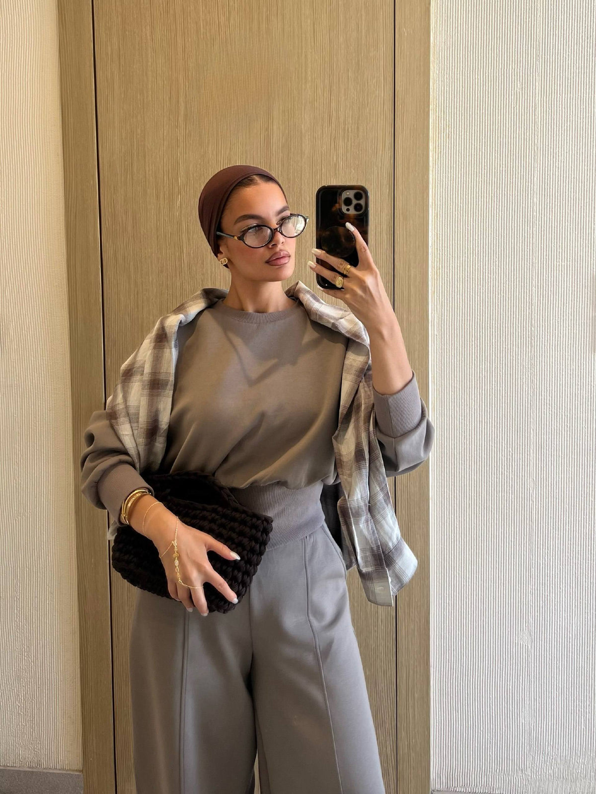 Cropped sit