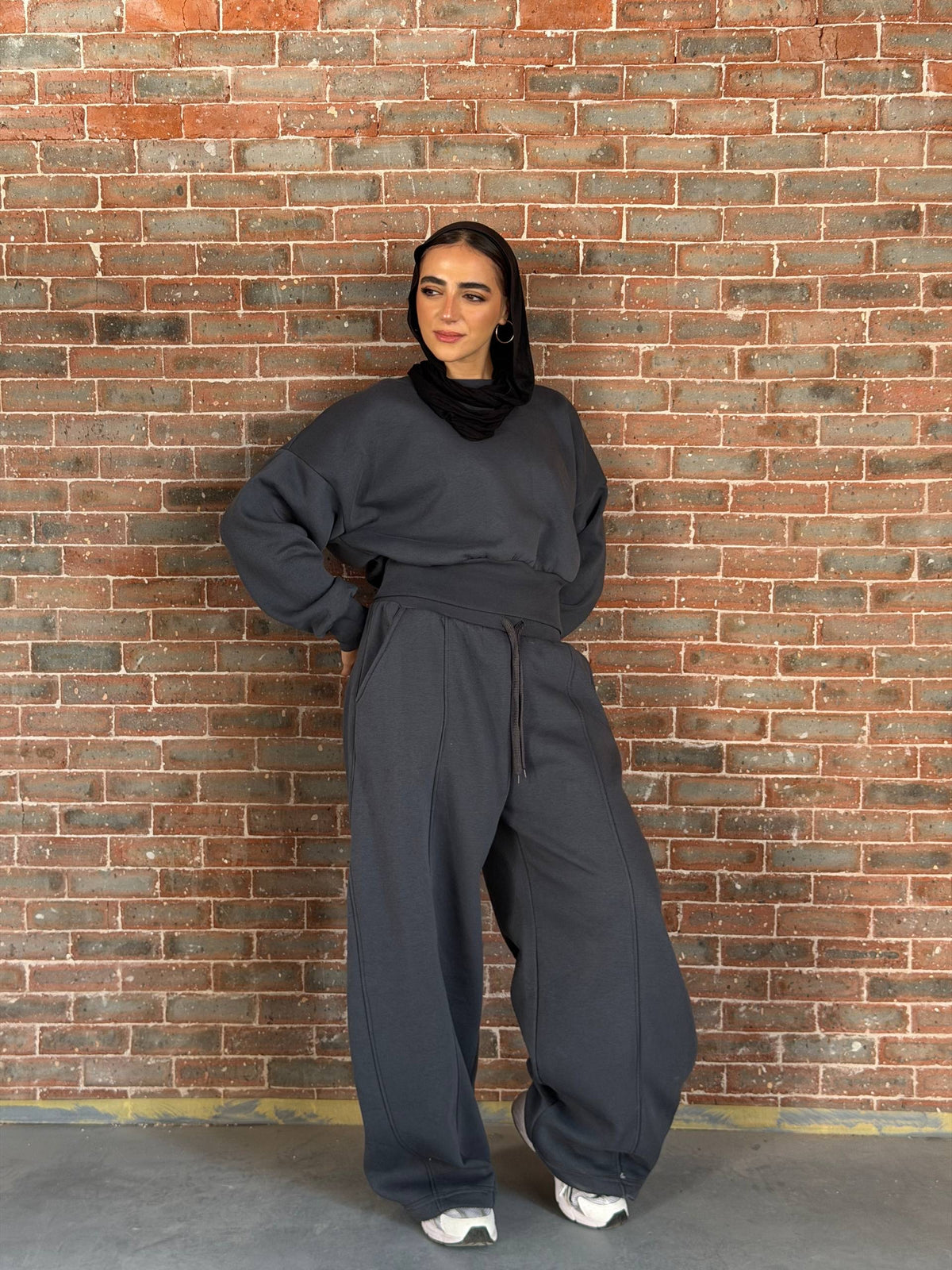 Cropped sit